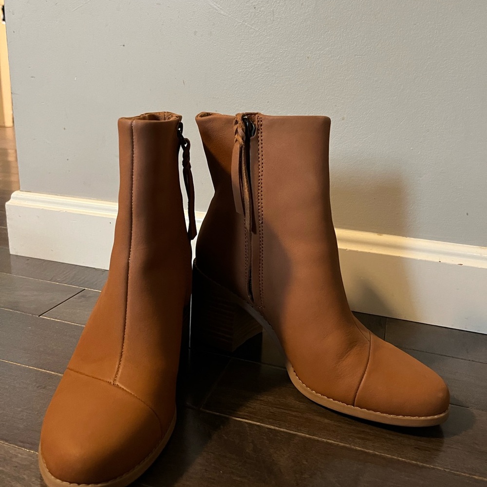 Toms Tan Ankle Booties with Side Zipper